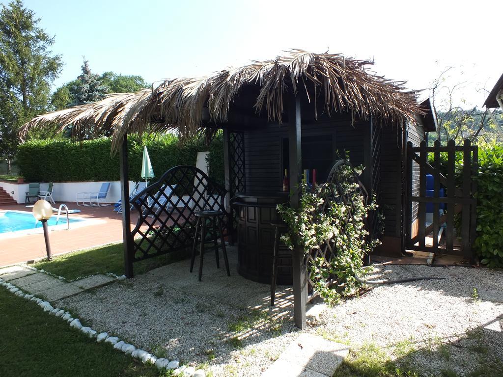 Villa Serena Assisi Szoba fotó